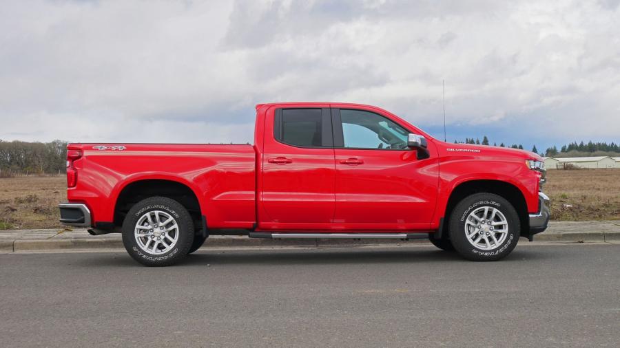  Chevrolet Silverado LTZ Duramax Crew Cab 2019 года  (фото 16 из 32)